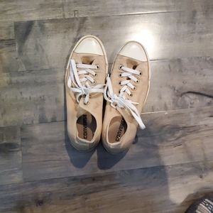 Beige converse